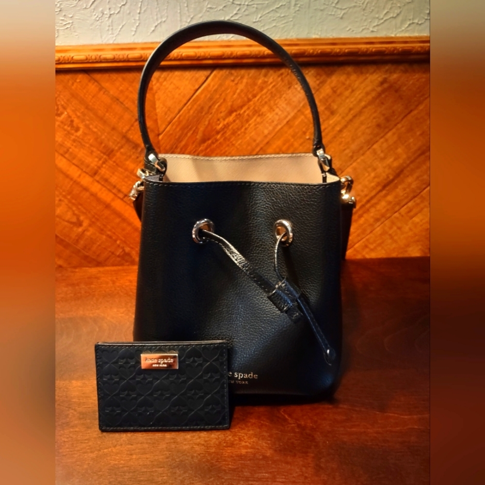 Kate Spade mini bucket purse with card holder